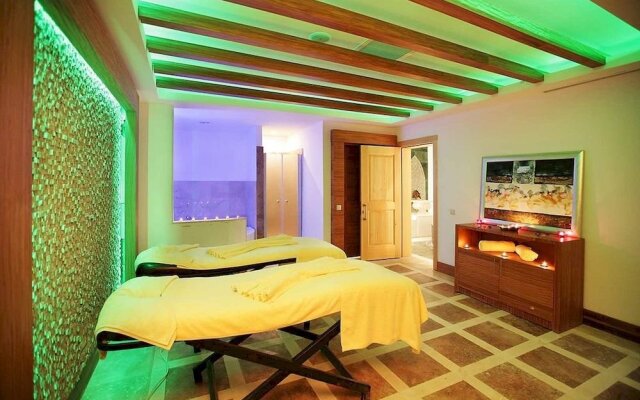Grand Pearl Beach Resort And Spa