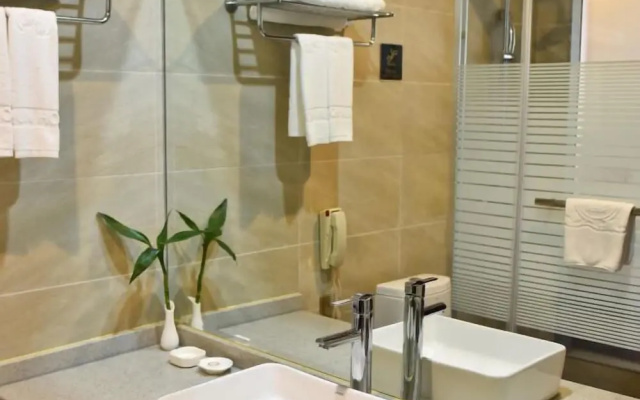 Hequn Hotel – Bathroom – Shaoxing