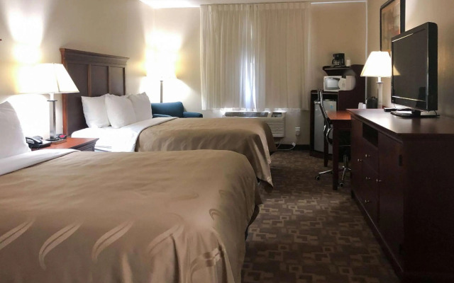 Quality Inn I-70 at Wanamaker