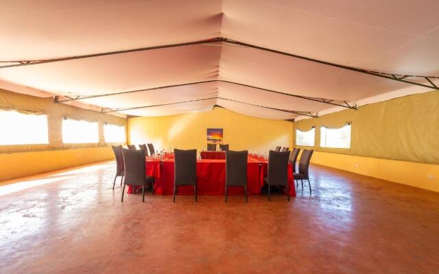 PrideInn Mara Camp & Cottages
