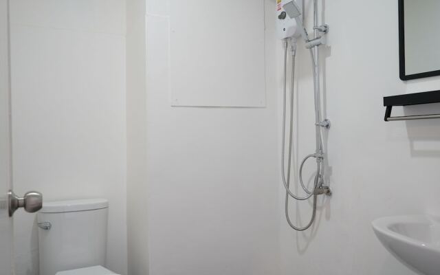 RoomQuest IT Square Don Mueang Airport