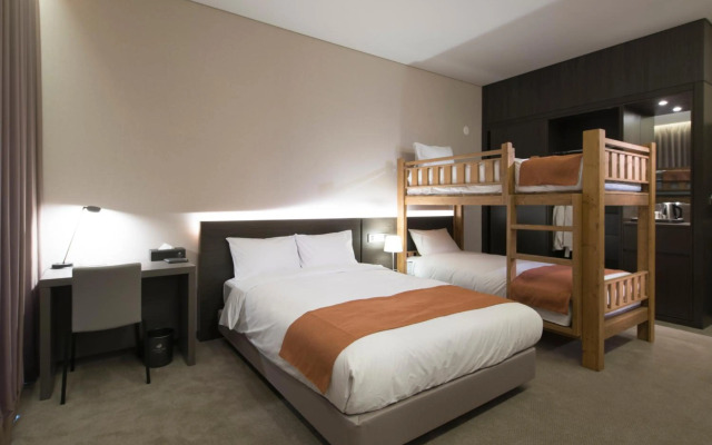 Grand Mer Hotel Jeju