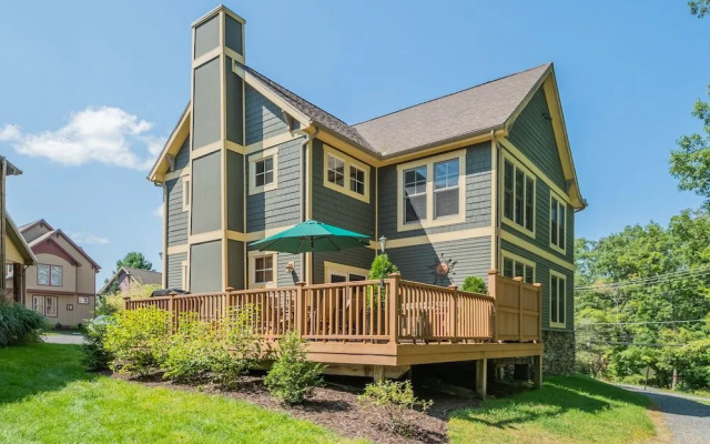 Trailside Tranquility