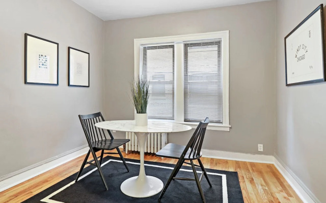 Cozy Modern 1BR Apt in Boystown