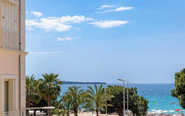 Renovated Apartment - Cannes Croisette Golden Square