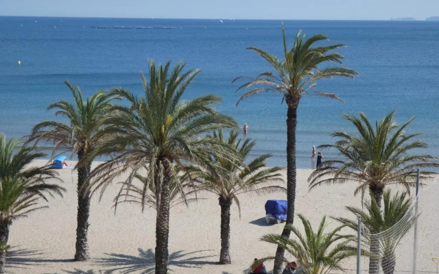 Passeig Maritim,33