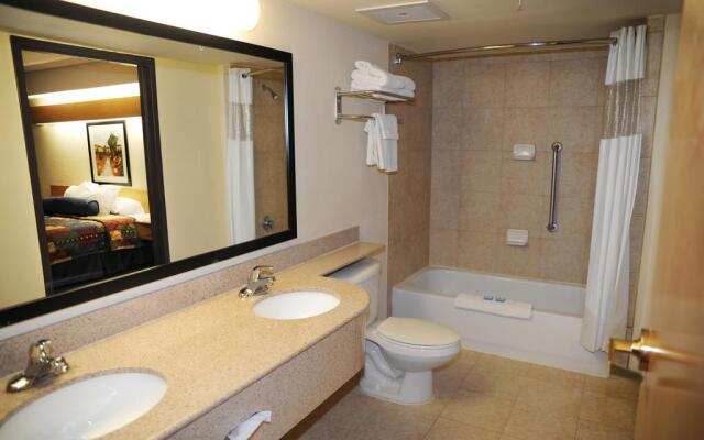 Comfort Suites El Paso Airport