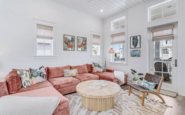 Beach Grace 204 TAI