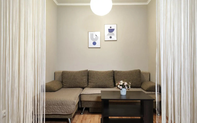 Panda Home on 24 Hervier Street, building 3