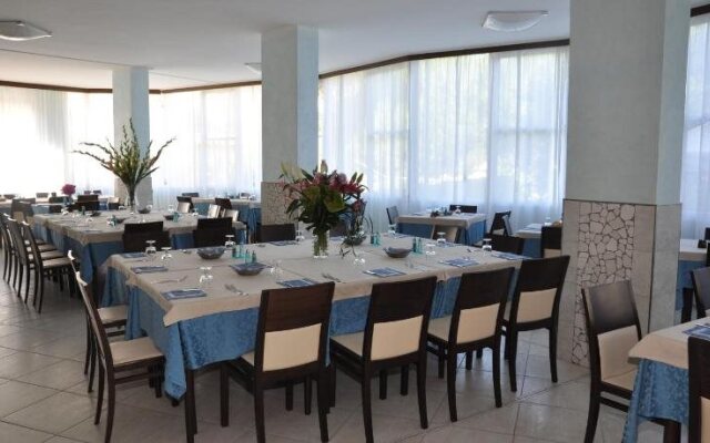 Hotel Real