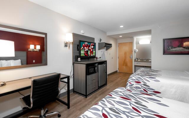 Red Roof Inn Clifton Park