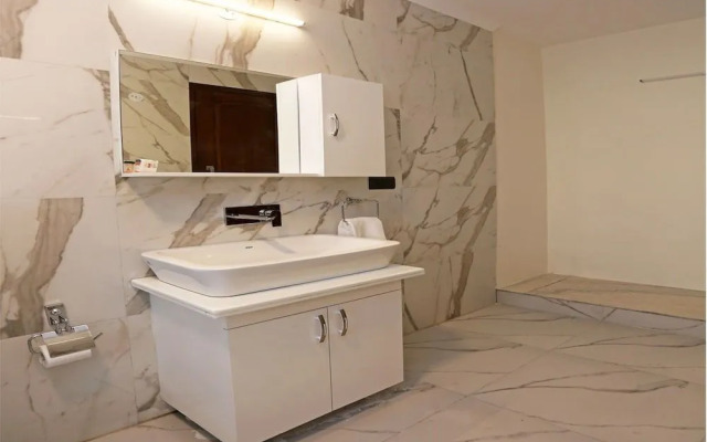 Chhavi Villa by OYO Rooms