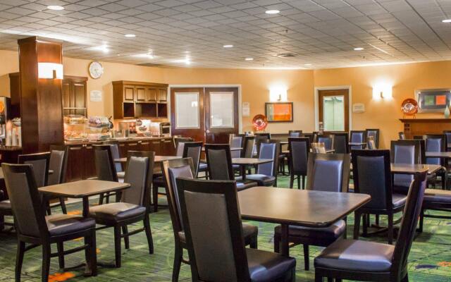 Comfort Inn Syosset-Long Island