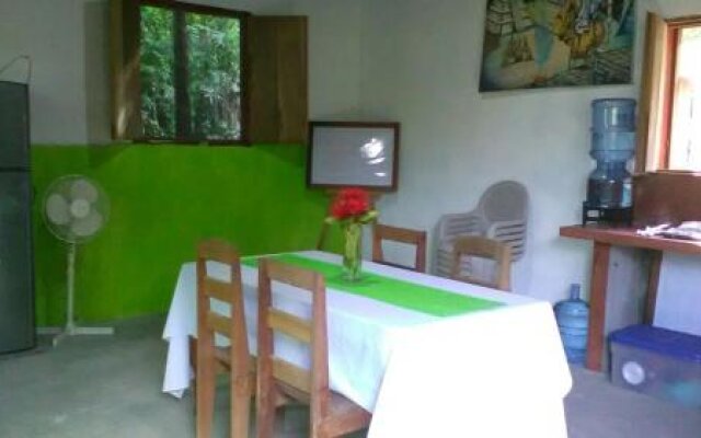 Mundo Maya Spanish School -Guest House