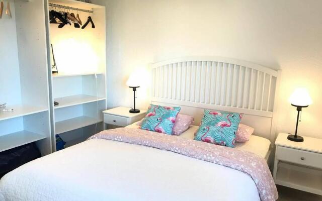 Stunning 6-bed Villa in Etoy
