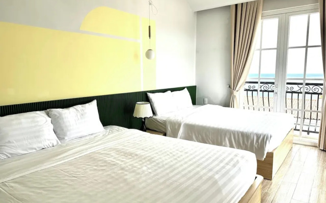La Palma Hotel & Spa Sunset Town Phu Quoc