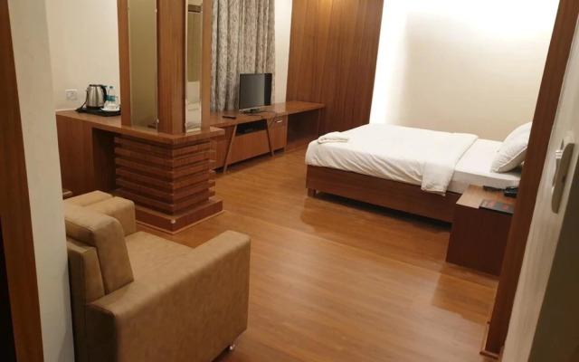 Hotel Nand Residency