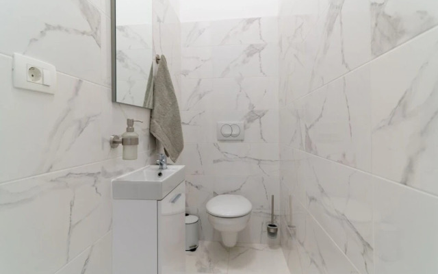 Lux 3 - Heated Pool - A6