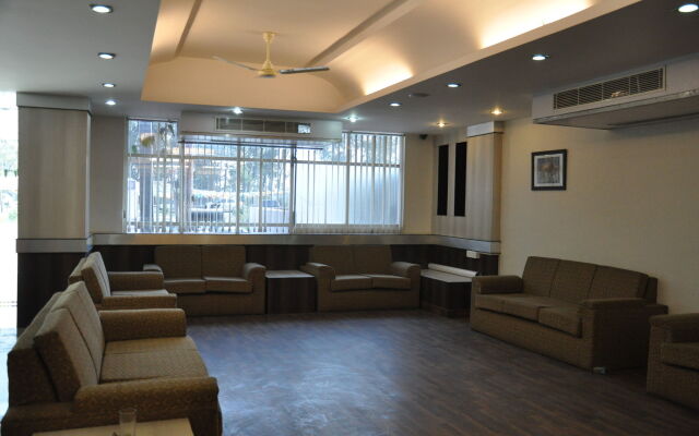 OYO Flagship 48918 Hotel Krishna Sagar Udhyog Kunj