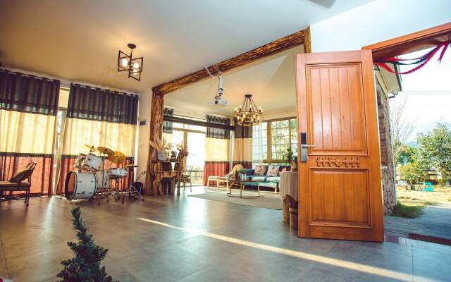 North American Recreational Villa