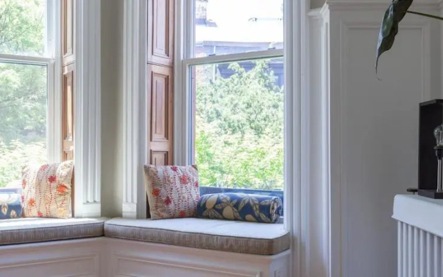 President Street Townhouse by onefinestay