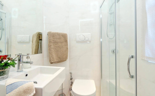 Town House - Treasurerome Collection