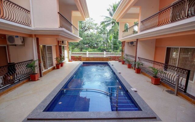 OYO 10803 Home 2BHK Poolside Siolim