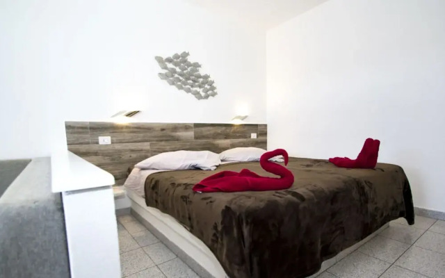Saladar Suites Boutique