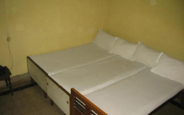 Vasantha Lodge Purasawalkam chennai
