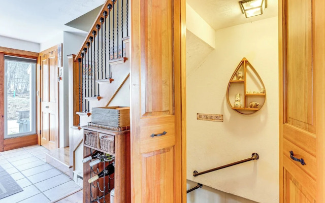 Hiking Galore: Mittersill Townhome in Franconia!