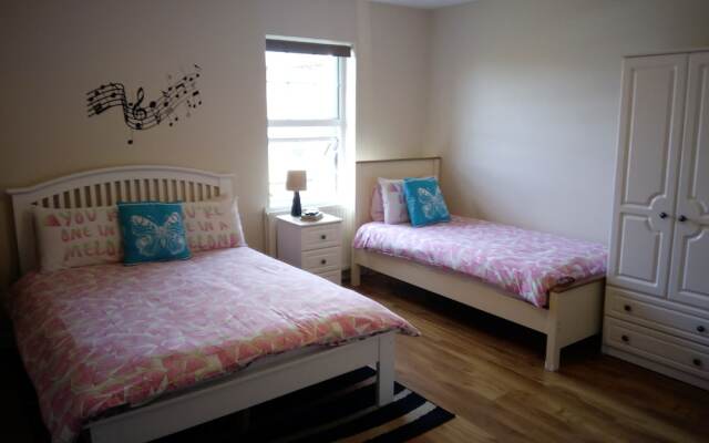 The River House B&B
