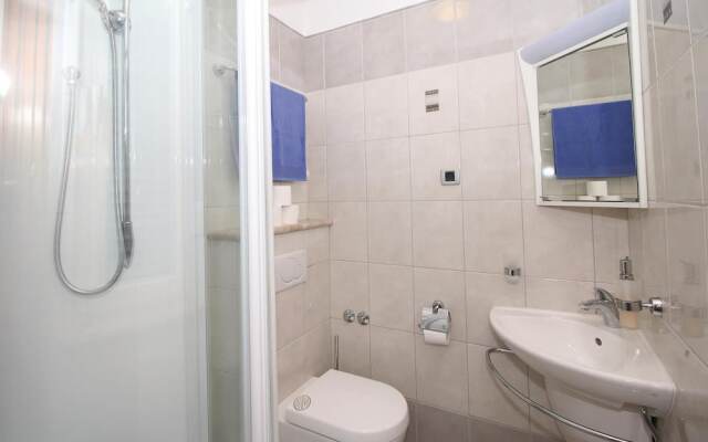 Beautiful Home in Kastel Luksic With Wifi and 1 Bedrooms