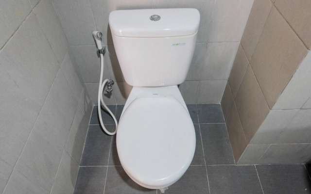 Comfy and Tranquil Studio Room Bintaro Icon Apartment