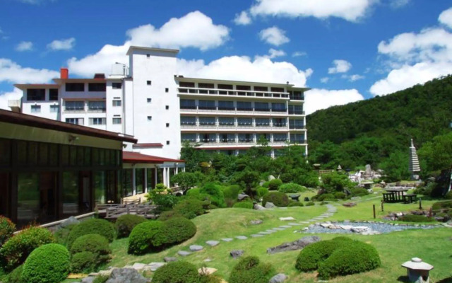 Unzen Miyazaki Ryokan