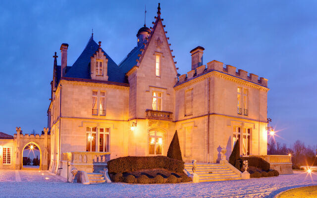 Château Pape Clément - Bernard Magrez Luxury Wine Experience