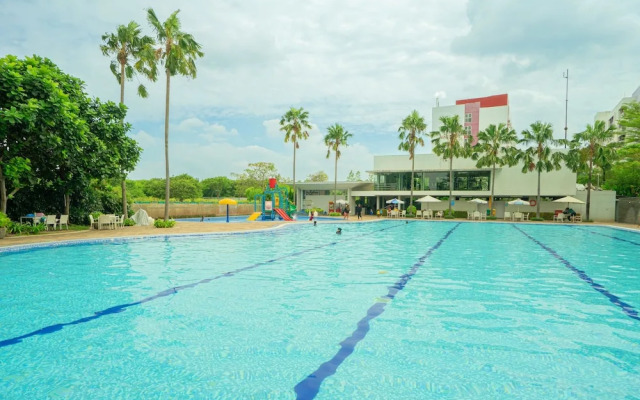 DREAM INN Aeropolis By Reccoma