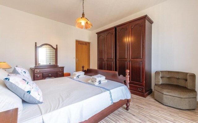 Amazing Home in Podstrana With Wifi and 2 Bedrooms