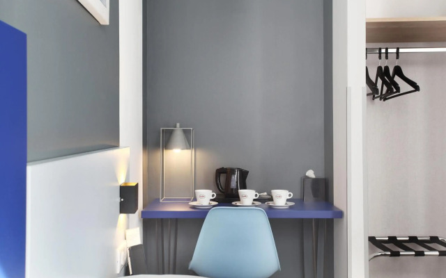 The Alcove Hotel