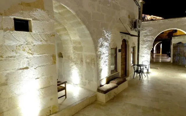 Arkeles Suites