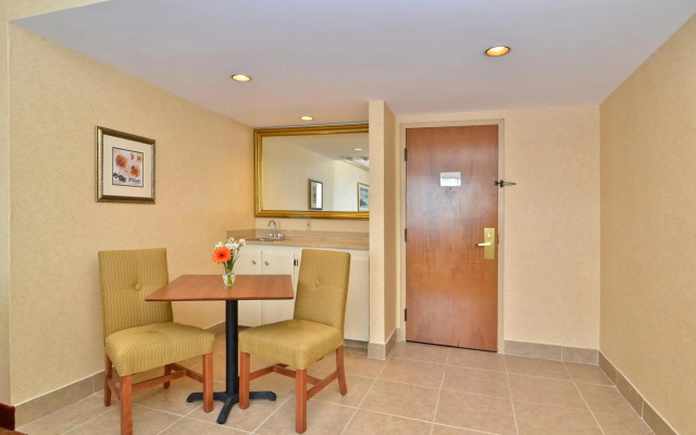 Clarion Hotel Portland