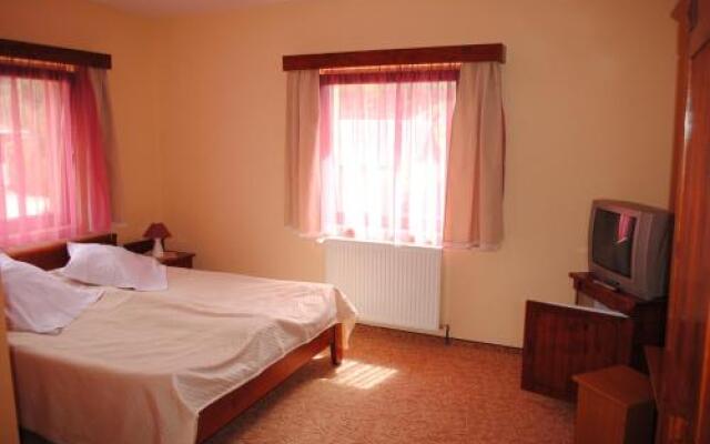 Juliu's Panzio Csikszereda