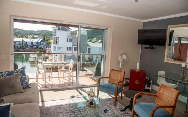 Waterfront- 11 South Quay