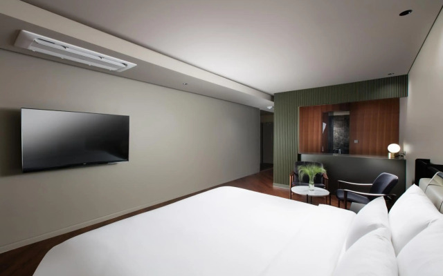 SR Suites Pangyo