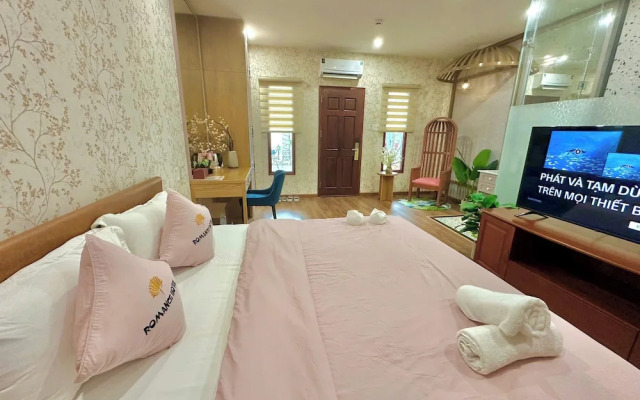 Romance Hotel