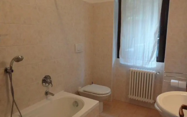 Fisherman House on The Lake