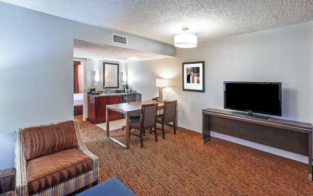 Embassy Suites by Hilton Dallas Market Center