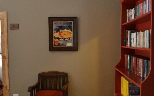 Hobbit Boutique Hotel