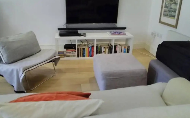 Superior Kensington, London Flat With Free Wi-fi