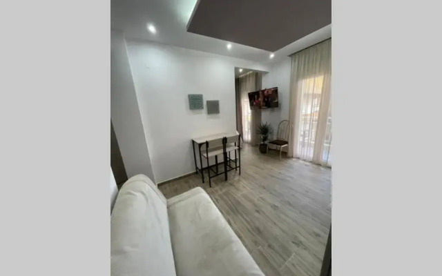 Comfort And Seaview Apartment Nea Paralia