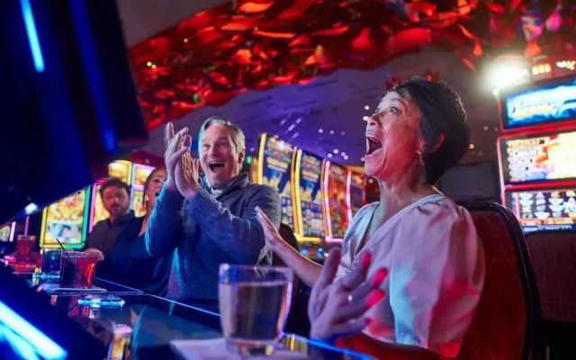 Mystic Lake Casino Hotel